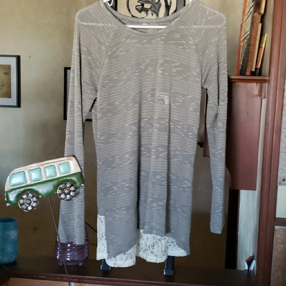 Grey long sleeve top